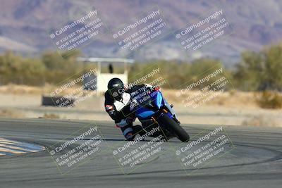 media/Jan-09-2022-SoCal Trackdays (Sun) [[2b1fec8404]]/Turn 14 (10am)/